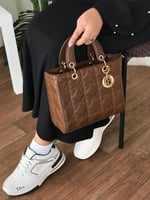 حقيبة نسائية ماركة ديور مع الحذاء بوكس نسائي هدية...