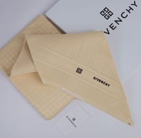 شماغات جفنشي لون بيج الاصدار الجديد