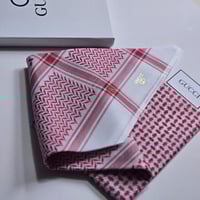 شماغ قوتشي "إصدار 2026" - أحمر كلاسيك