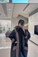 معطف شتوي شرقي طويل مطرز بأناقة