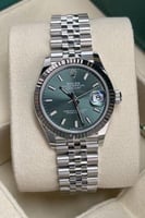 ساعه رولكس datejust اطار خشن لون زيتي