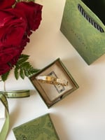 سواره نسائيه فان كليف 2025 مع ملحقات مجانية