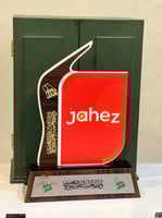 درع اليوم الوطني السعودي ٩٤-نحلم ونحقق