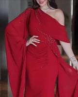 احمر