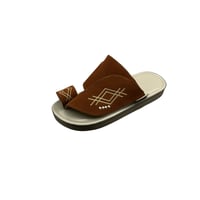 حذاء رجالي مخمل لون عسلي