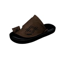 حذاء شرقي مخملي لون بني على اسود