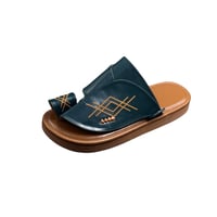 حذاء رجالي أخضر غامق على عسلي