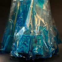 مارشميلو حامض كهربا ازرق اعواد