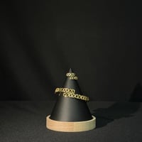 طقم يد يضيف لمسه من الفخامه على إطلالتك