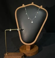 عقد شوكر ناعم وعصري