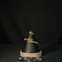 طقم يد يضيف لمسه من الفخامه على إطلالتك