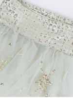 اطلالة هادئة تنبض بالرقي