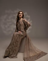 لمسة الملوكية بلون الرمال الراقية