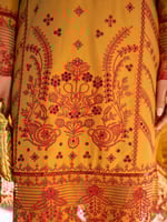 فستان هندي بلون وهج الزعفران الدافئ