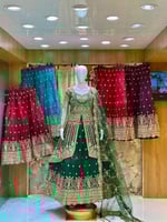 سر الطبيعة في فستان