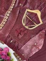 مارون يهمس بالفخامة حين تمرين