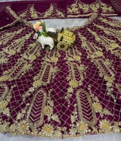 هينغا ملكية بتطريز ذهبي فاخر