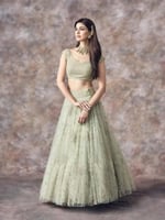 اطلالة هادئة تنبض بالرقي