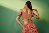 ساري عروس أحمر ملكي مطرز بالفخامة