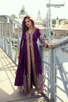 جرأة ناعمة لا تشبه سواك