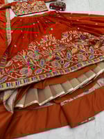 اللون حين يفرض حضوره