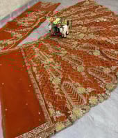 هينغا ملكية بتطريز ذهبي فاخر