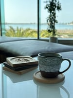 قاعدة كوب خشبية انحتها بإسمك