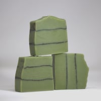 صابون طبيعي للبشرة الدهنية -شجرة الشاي و الطين الأ...