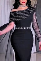 فستان اسود تطريز