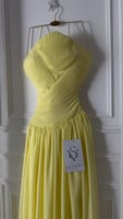 فستان ناعم اصفر توب