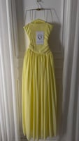 فستان ناعم اصفر توب