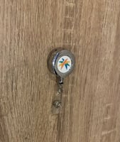 تعليقة بطاقة عمل لون فضي دائري ( بلاستيك ) 20 مل