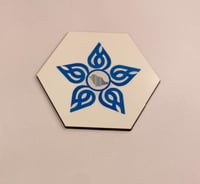 قاعدة أكواب