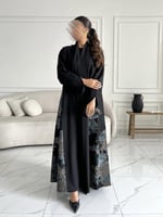 كريب تطريز بالجوانب