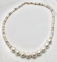 عقد من الؤلؤ الطبيعي