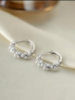 أقراط اللؤلؤ الصغير فضي