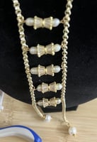 سلسال طويل لولو كرستال طويل مطلي بالذهب