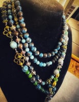 عقد تفني الفاخر