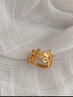 خاتم الزهرتين الذهبي مقاس 7