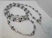 تعليقة جوال طويلة