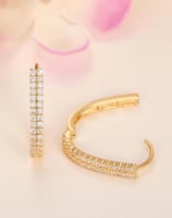 حلق دائري ذهبي بفصوص الكريستال