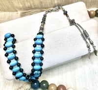 سبحة يوناني بلونين مميزة