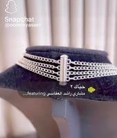 عقد أربع طبقات بأحجار شبه كريمه