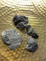 حجر الاثمد الأصفهاني الخام (الأوقية) , المنتج (49)