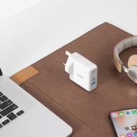 فيش شاحن جداري أنكر سريع منفذين بقوة 60 واط