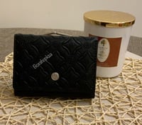 محفظة نسائيه