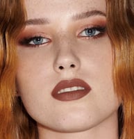 Huda beauty brown chocolate