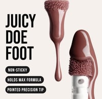 HUDA BEAUTY Faux Filler Shiny Non-Sticky Lip Gloss