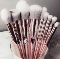 مجموعه فرش الروز قولد المتكامله من ويت أند ويلد