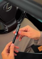 قلم رجالي انيق بالاسم